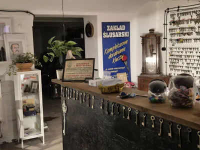 Szlingiert | Dorabianie kluczy, Otwieranie drzwi, Klucze samochodowe | Szczecin